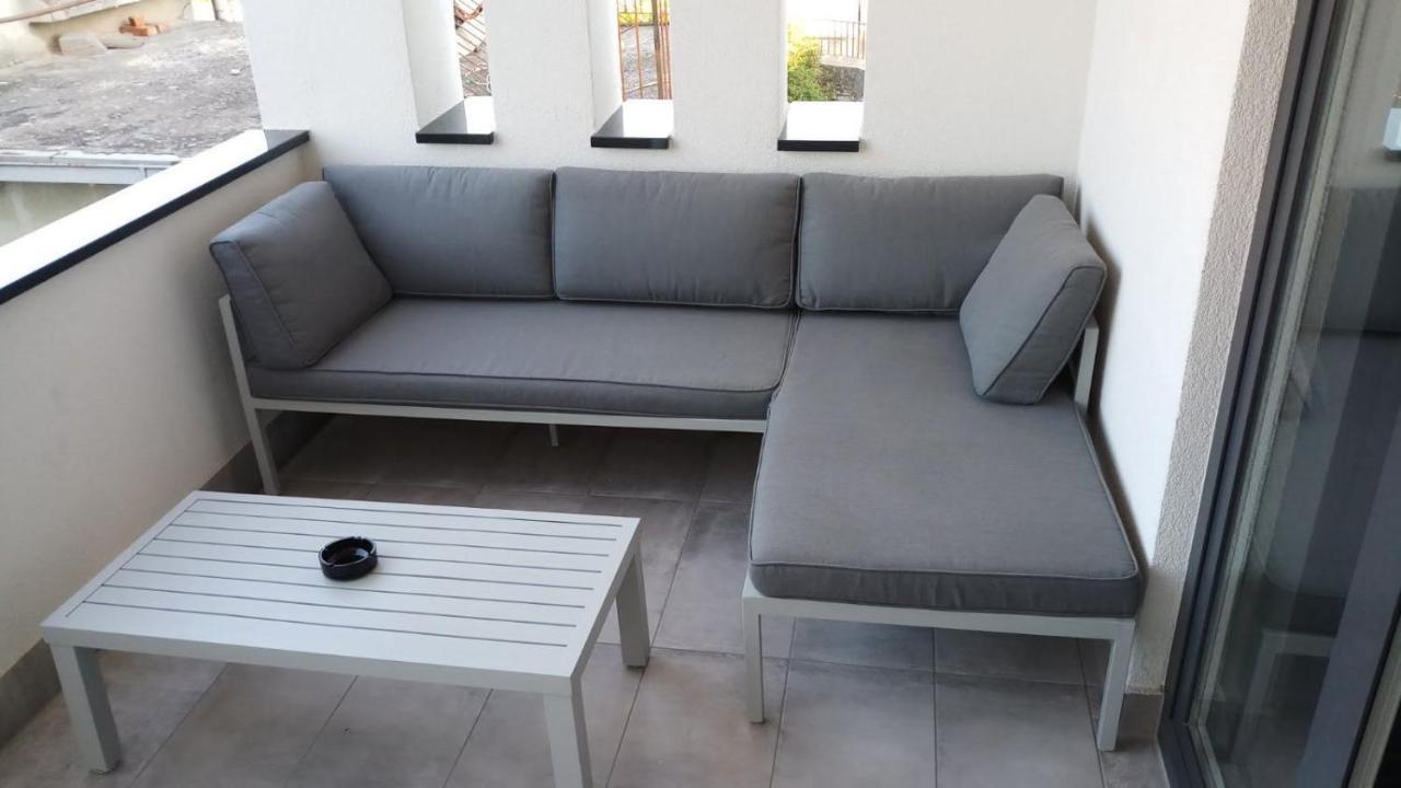 Apartments Star With Pool Biograd Na Moru Exterior foto