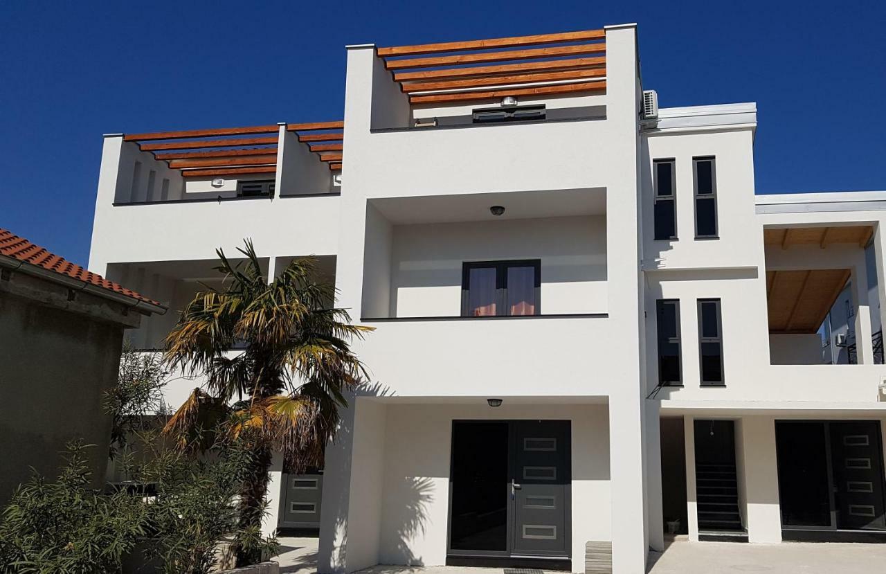 Apartments Star With Pool Biograd Na Moru Exterior foto