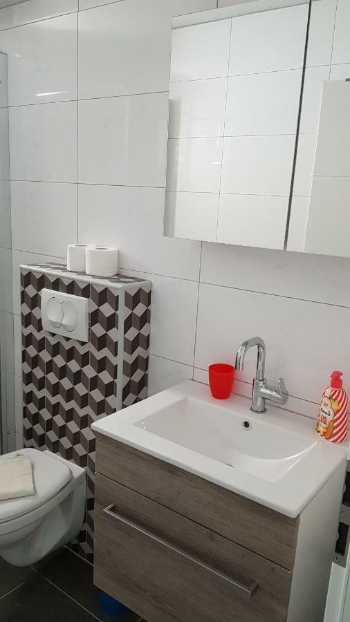 Apartments Star With Pool Biograd Na Moru Exterior foto